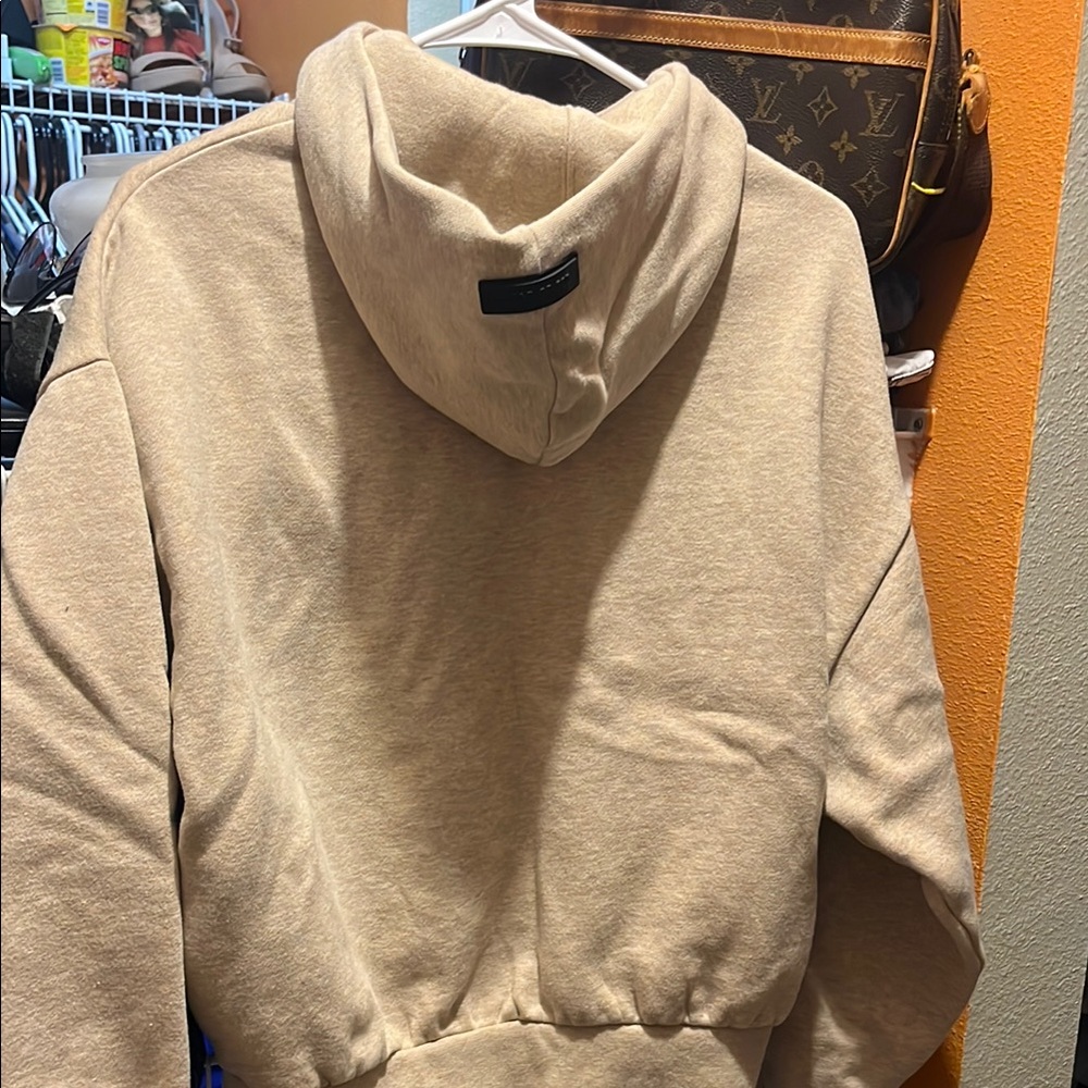 Essentials Cream Sweater - Picture 4 of 4